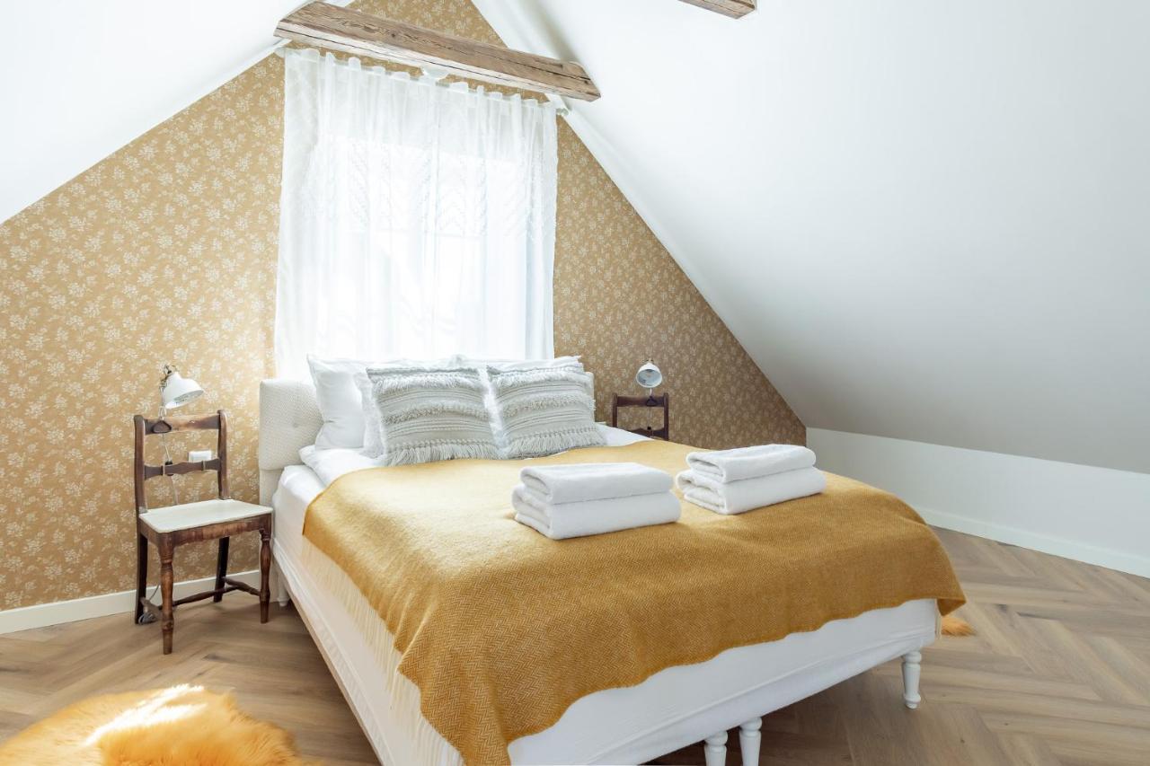 Alice Backyard-Holiday Home And Spa Пярну Экстерьер фото